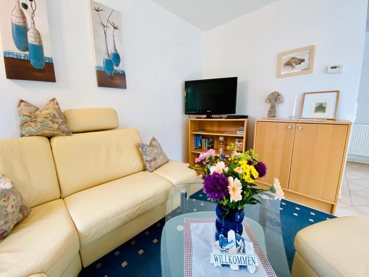 Duenenresidenz Karlshagen - Ferienwohnung Ginsterweg エクステリア 写真